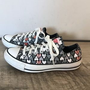 broken heart converse